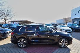 Volkswagen, Touareg, 3.0 TDI DSG-Tiptronik 4Motion R-Line VIRTUAL 286 K