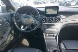 Mercedes-Benz, CLA 220